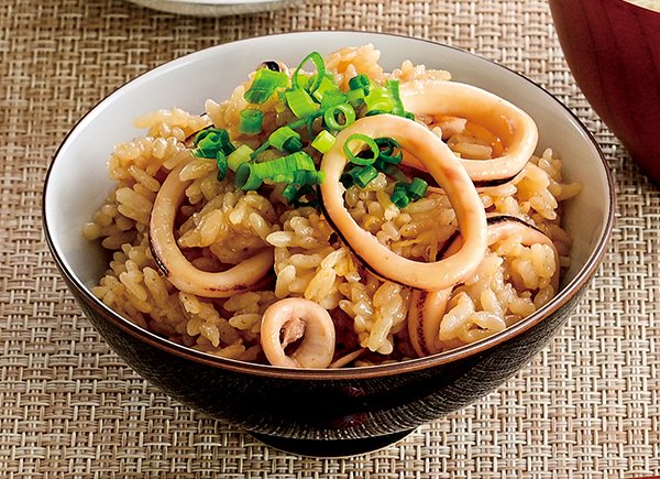 瑞穂「炊き込みいかめし」白米と一緒に炊くだけ！いかを丸ごと使わない炊き込みいかめし