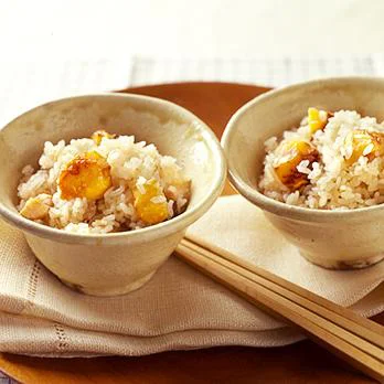 栗ご飯の作り方☆秋の味覚！炊飯器でほくほく美味しい栗ご飯を上手に作るコツや簡単な栗の剥き方もご紹介します♪-How to make ChestnutRice- 料理研究家ゆかり