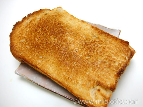 冷蔵庫に数日間入れていたパンを食べようと開封したら、このような白いツブ- Yahoo!知恵袋