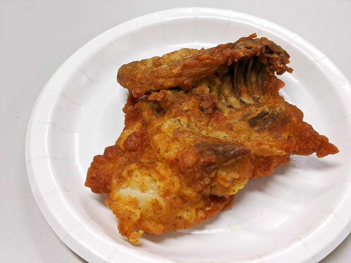 KFC - ＼ オリジナルチキン 5つの部位見分けるのが難しい！という声に応えて、部位ごとに改めてご紹介🍗ドラム ジューシーな味わいオリジナルチキンと聞くと、ほとんどの人が思いうかべる代表的な部位✨ 持ちやすく食べやすいから、幅広い年齢層に人気です