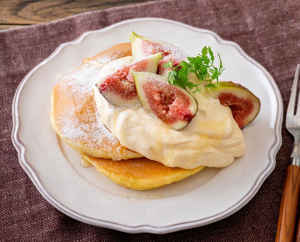 マスカルポーネクリームとフルーツのスコップケーキフードコーディネーターによる「クッキングアートサイト美膳」