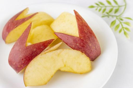 パフェのトッピング りんごウサギ切り - 食品サンプルの製造と販売 森野サンプル