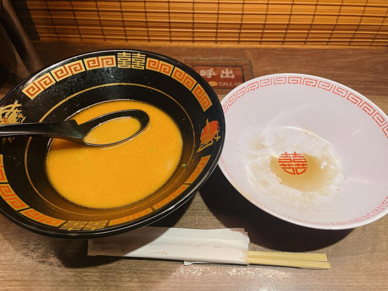 カエルが死ぬ前に見せるサインを紹介。飼育環境と食事に注意！ペット火葬・葬儀はハピネス