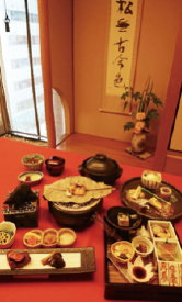 スキ焼御膳と2段重ランチです - 台東区、浅草今半 国際通り本店の写真 - トリップアドバイザ