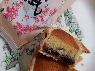 初めて食べた六花亭のお菓子あやめCafe