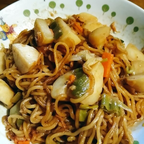 じゃがいも入り焼きそばイラスト - No: 25592480無料イラスト・フリー素材なら「イラストAC」