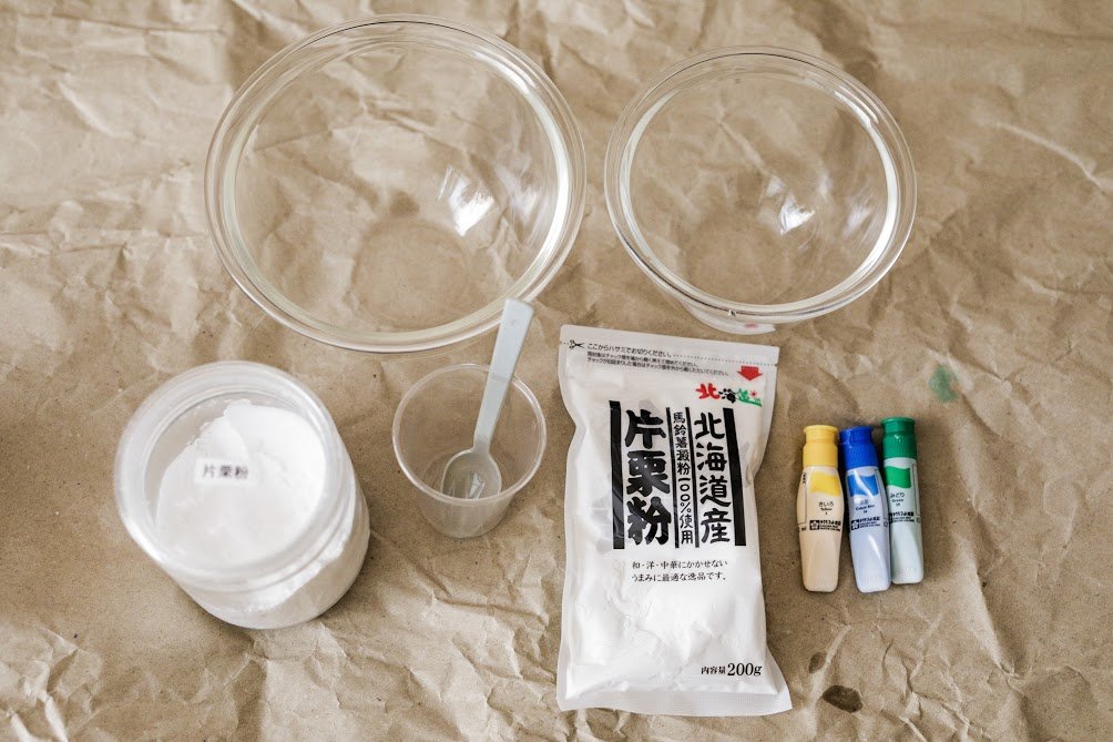 かんたん片栗粉スライムの作り方