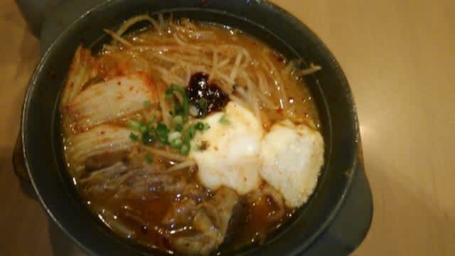 チゲうどん』by yukke_yukko : ガスト 四谷三丁目店 - 四谷三丁目 ファミレス食べログ