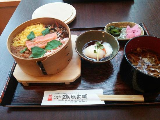 福島県のおすすめ駅弁！会津の魅力が詰まった 福豆屋・会津を紡ぐ わっぱめし *and trip. たびびと