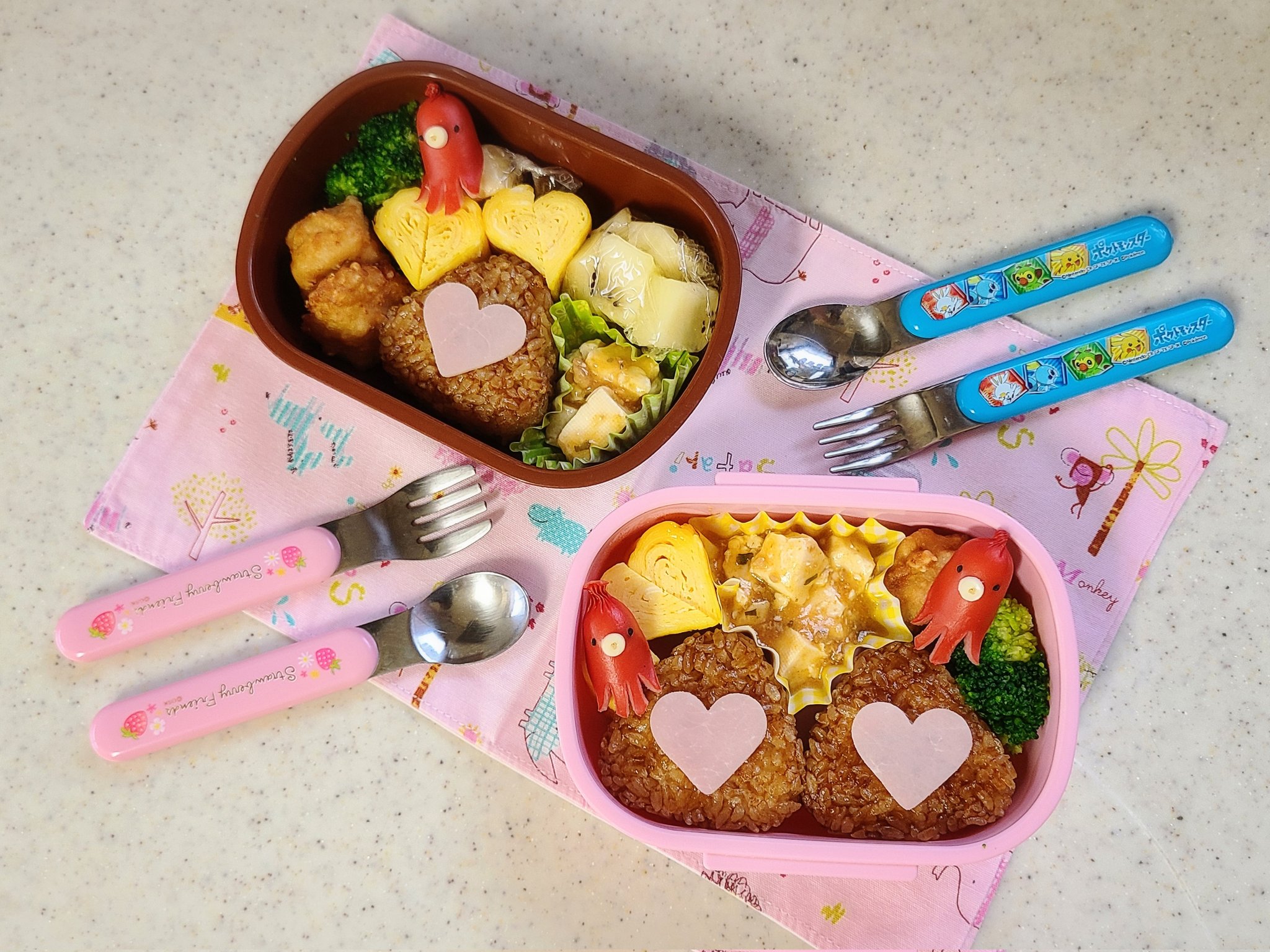 お弁当にも⋈ 焼きおにぎり⁡ 本日ご紹介するのは @sho_ko_gohan さんの投稿です🍀 ⁡ ▸▸▸子どもがモリモリ食べる幼児食を発信中🚩 いいねやコメントでリアクションもらえると嬉しいです！自家製 焼きおにぎり🍙冷食焼きおにぎりユーザーだった我が家