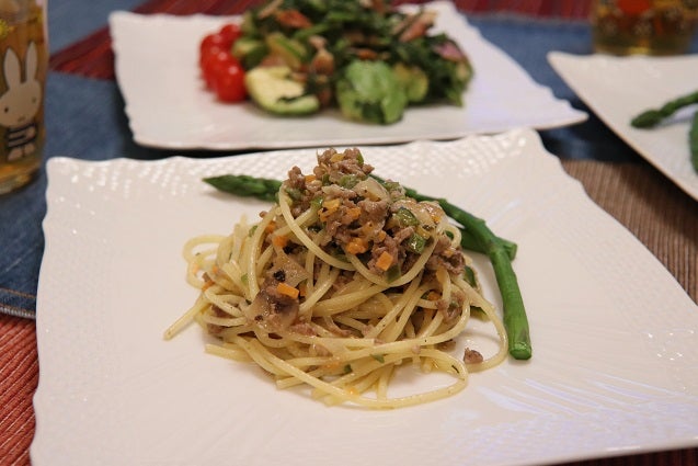 子供も喜ぶ 簡単付け合わせ♪ミートソースパスタ献立レシピ23選の人気レシピ・作り方デリッシュキッチン