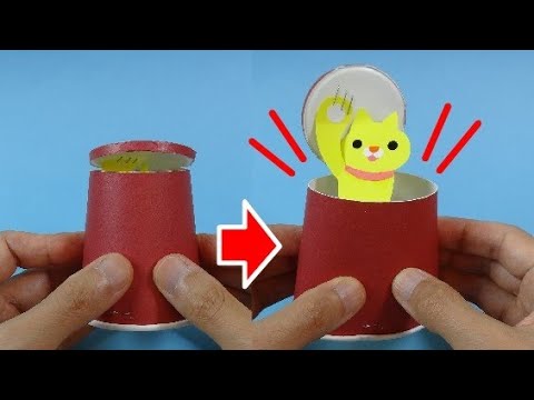 余ってる「紙コップ」を“デスク周りで便利に使う”活用術→「考えた人すごい」「完成度高い！」