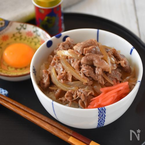 幼児食 1歳7ヶ月、2週目の記録：牛丼風の煮込みを大人とシェア。ひめくりおつまみレシピ