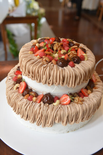 モンブランのウェディングケーキ パウンドハウス 心斎橋店 大阪市中央区東心斎橋1-18-17 心斎橋駅Pochiの 食べるために生きる