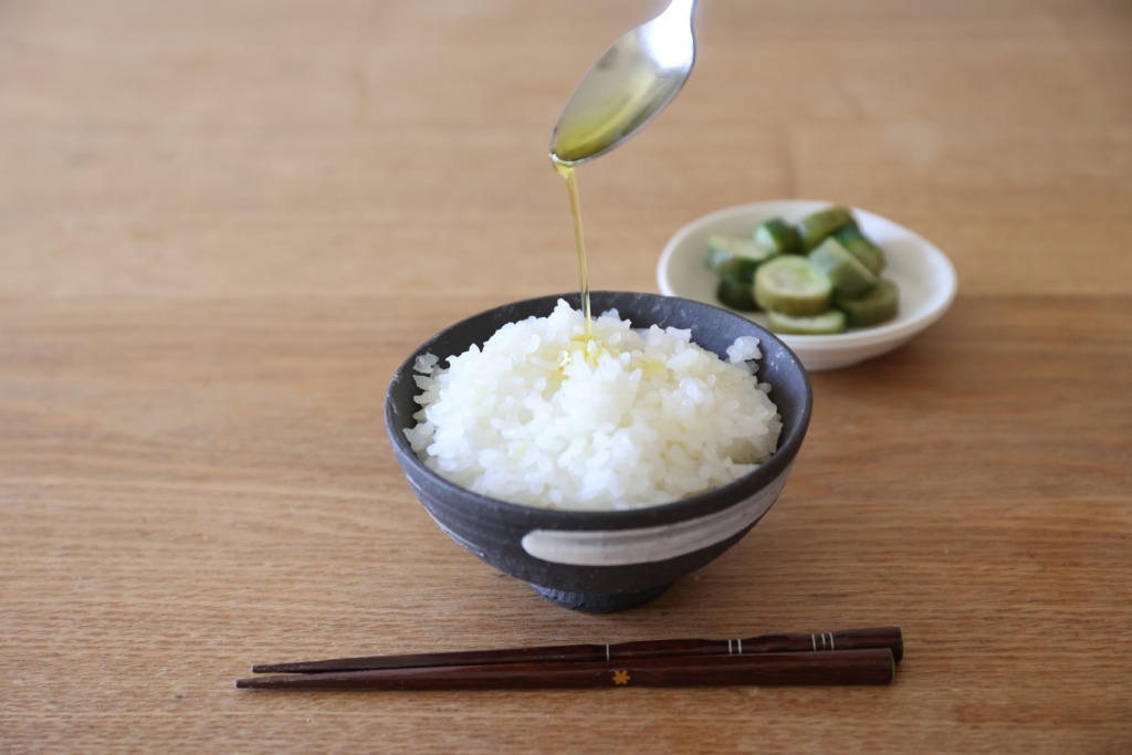 オリーブオイルを上手に使おう！高島屋のバイヤーがおすすめする楽しみ方フード・スイーツストーリーを贈ろう。高島屋のギフト高島屋オンラインストア