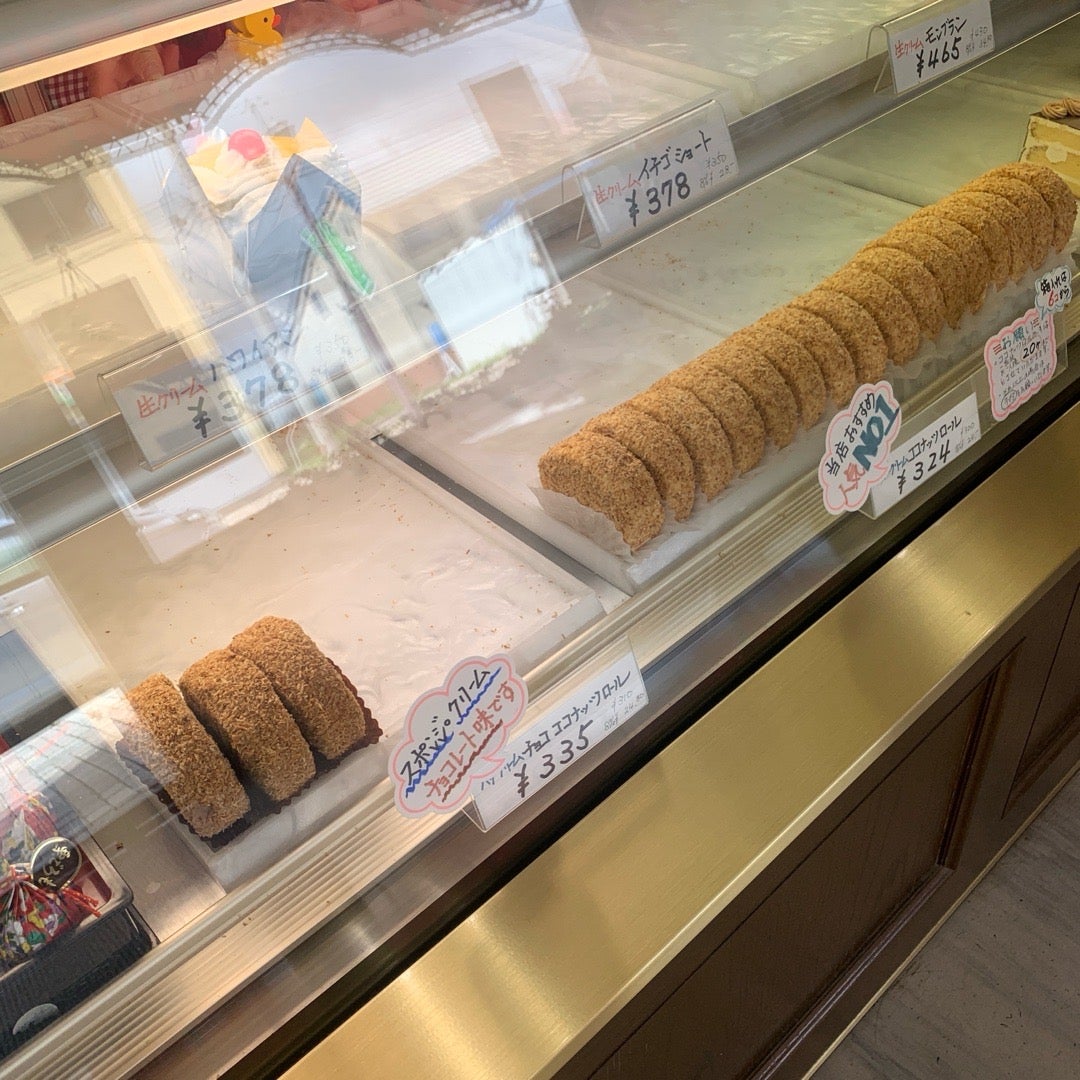 三笠名物ココナッツロールの魅力と味わい