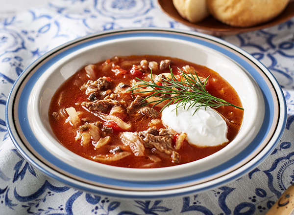 誰でも簡単！缶詰を使った美味しいキャンプ料理レシピ4選 - スポーツナビ