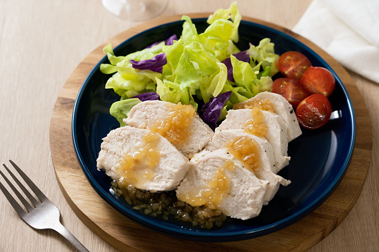 サラダチキンをダイエットに取り入れるには？理想のカラダを目指すためのお役立ちコラムBODY ARCHI