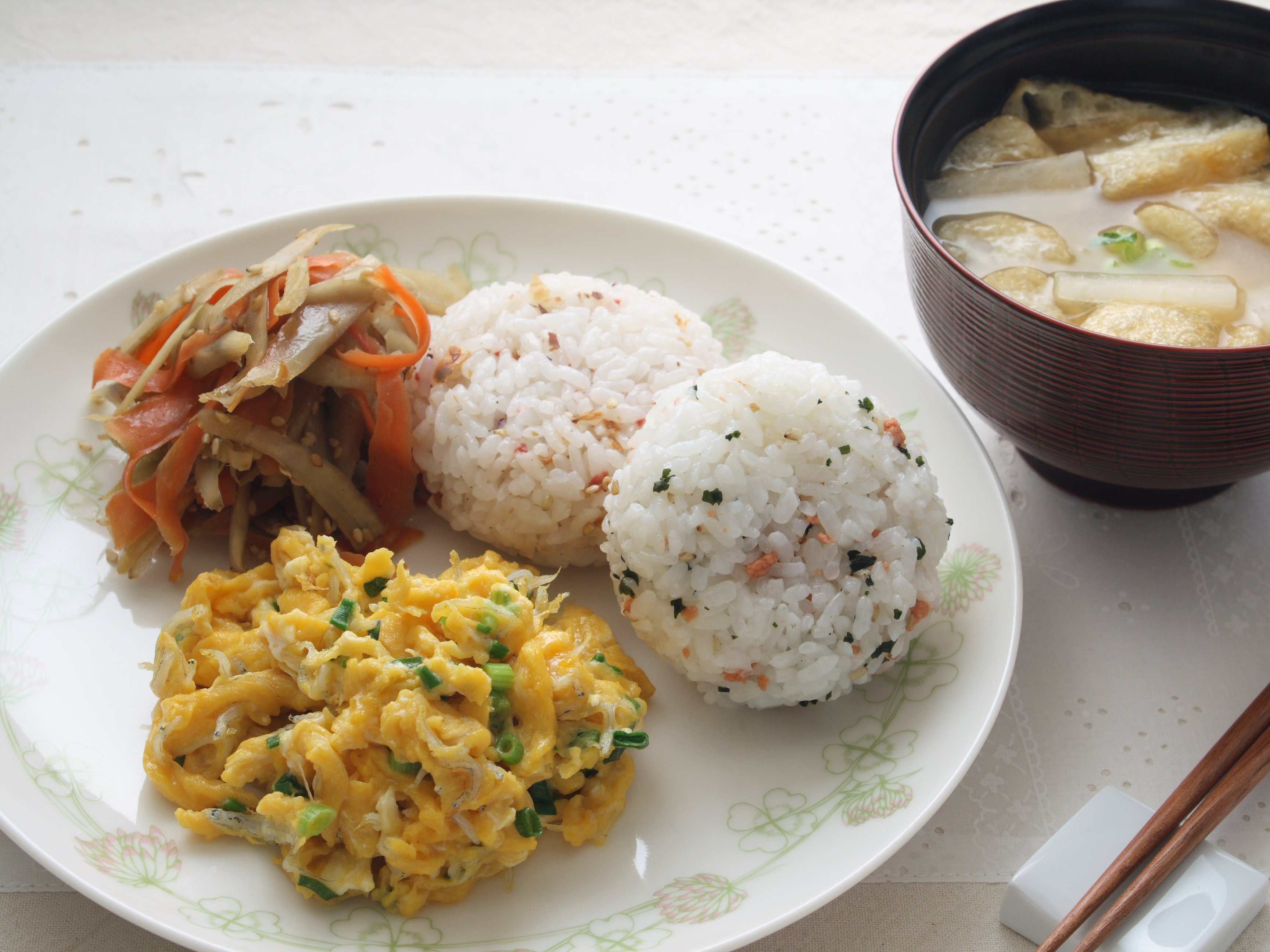 白米嫌いな子どもがパクパク食べた！朝ごはんおにぎり＆ご飯アレンジレシピ