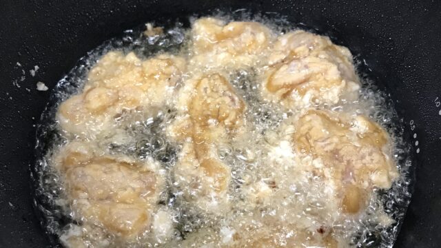 新しい辛さ！からあげ棒レビュ