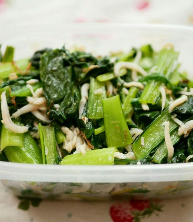 小松菜としらすのふわふわ卵炒め