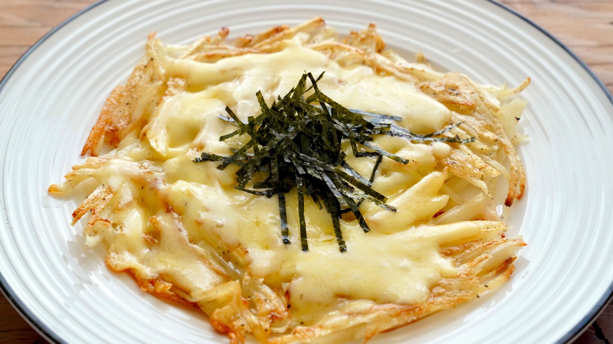 おつまみ☆じゃがいものトマトソース＆チーズ焼き レシピ・作り方 by ぼーずの母ちゃん - 楽天レシピ