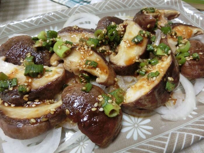 寒い冬にぴったり！ にんじんとしいたけの卵コンソメスープ革新的農業を実践する TREE&NORF トゥリーアンドノーフ