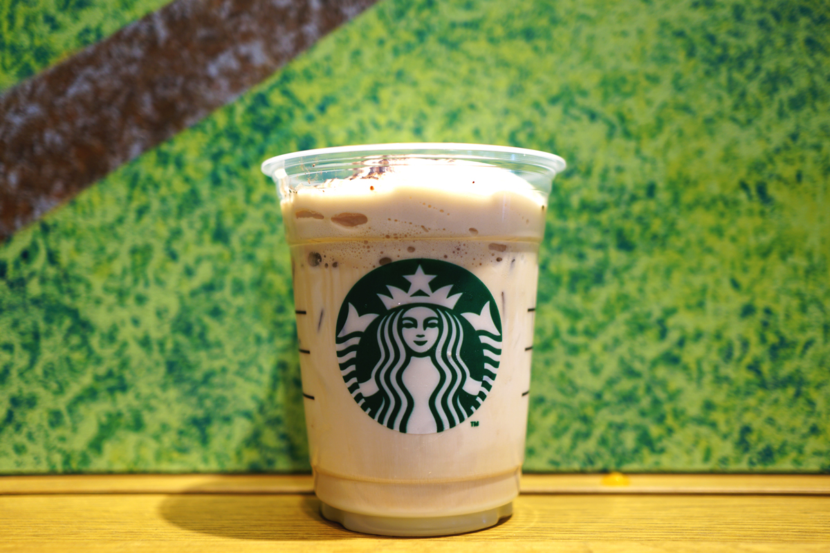 店員さんおすすめ！スタバのカスタム18選！いつものアイスコーヒー、カフェモカ、フラペチーノなどがもっと美味しく - くふう トクバイニュース