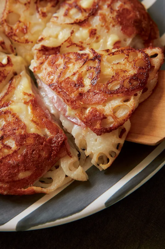 昼食にぴったり♪ 餅チーズお好み焼き