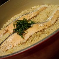 ル・クルーゼ」があれば、いつものお鍋も、ホムパで羨望の“ドヤ鍋”に！ - SnapDish Food Camera