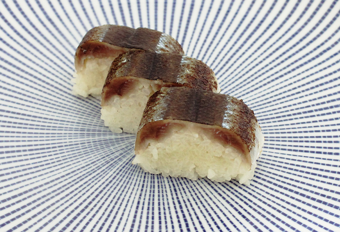 サンマの棒寿司