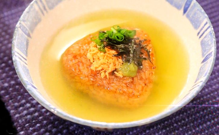 冷凍焼きおにぎりで究極のだし茶漬けレシピ！簡単料理愛情たっぷり