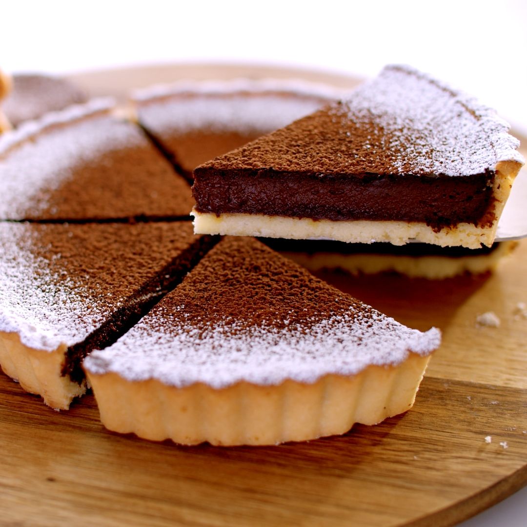 濃厚ビターな大人のチョコレートタルト