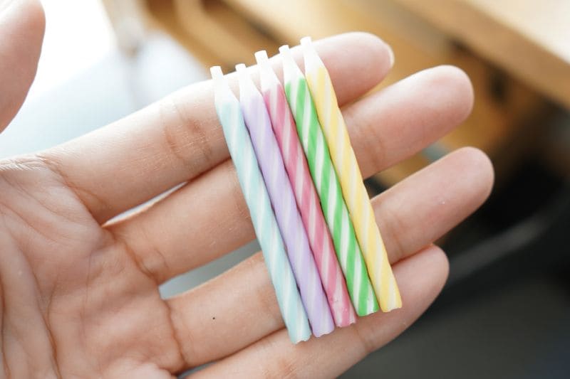 ダイソー 1個4円の爆安キャンドル！-キャンプ沼の畔から