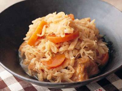 ほっこり味しみ。基本の「大根と人参の煮物」を覚えよう！ - macaroni