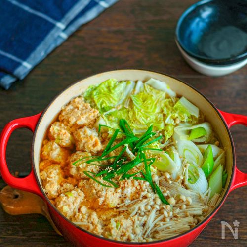 楽天市場 みつせ鶏のふわふわだんご 1kg 冷凍 みつせ鶏 みつせ鳥 肉だんご 鶏つみれ つくね ミートボール 業務用 食品 食材 簡単調理 国産 鶏肉お鍋 スープ 焼き鳥 サラダ 電子レンジ ボイル フライ 揚げ 鍋特集 : 業務用食品 makeit STORE