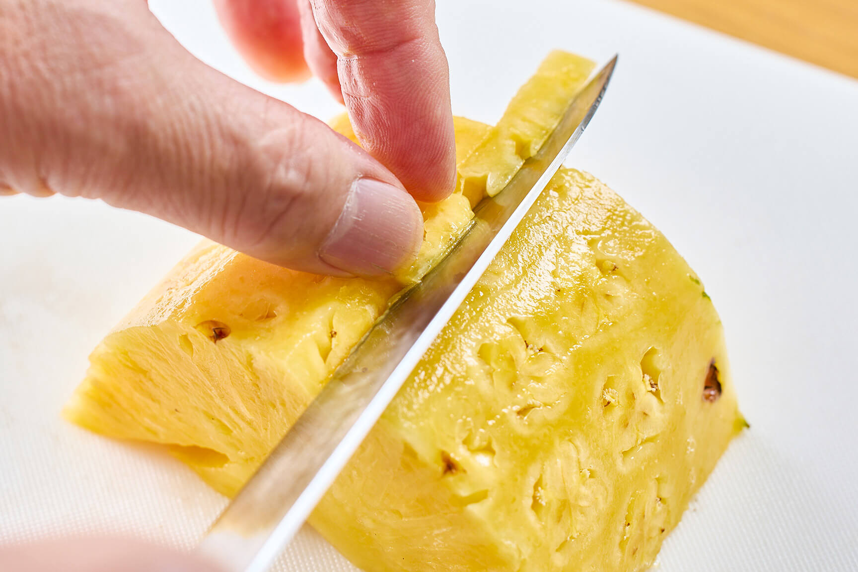 パイナップルのおしゃれな切り方 パイナップルフラワーリングバナナとパイナップルの情報発信バナナ・パイン研究所