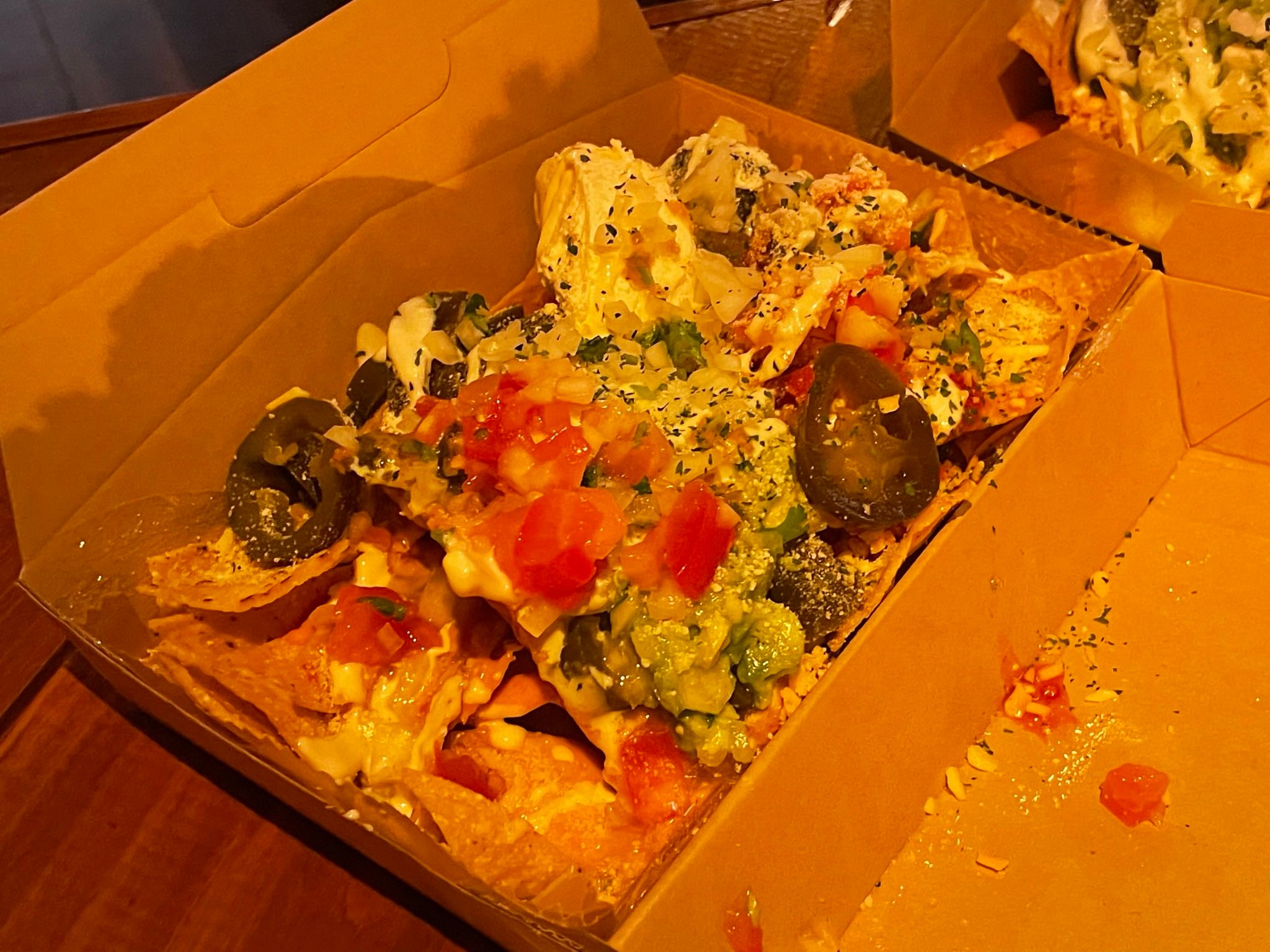 話題のB級メキシコグルメ「ドリロコス」の作り方。食べてわかった2つのこと - macaroni