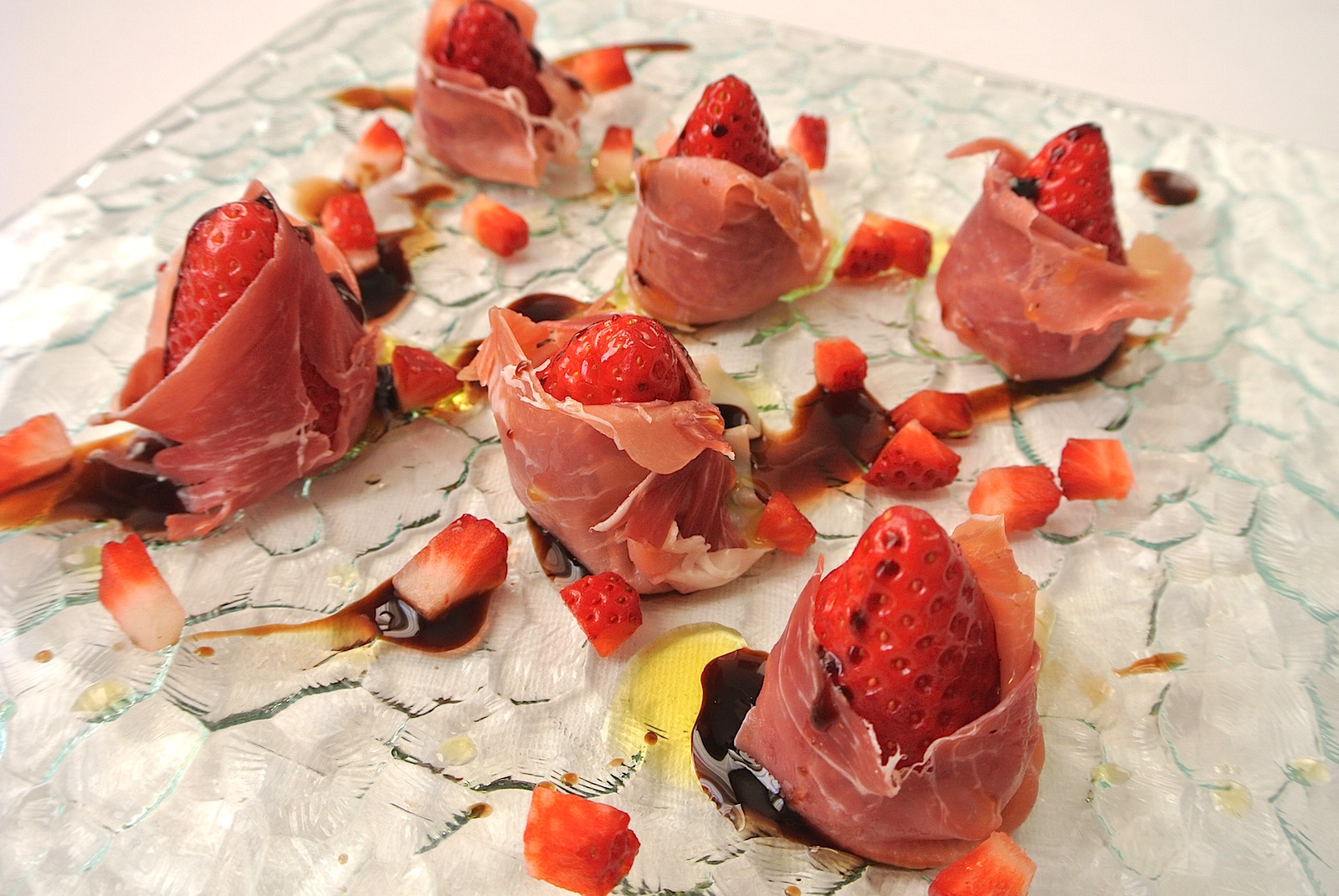 お洒落な生ハム盛り合わせ2種子育て応援サイト CHEER!days