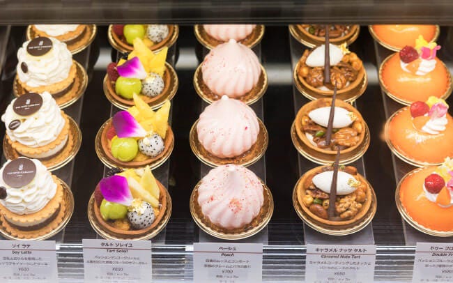 リッツカールトン東京のマカロンの値段や味まとめ！画像をたくさん追加していきます