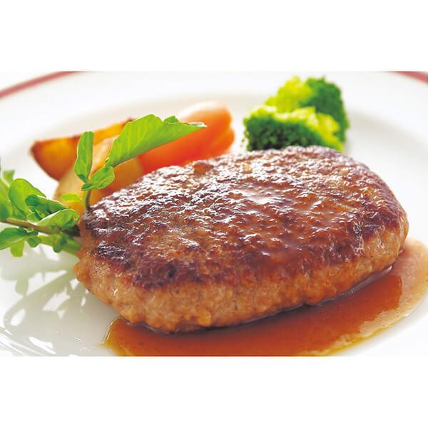 カレーが好きすぎて ﻿ ハンバーグと欧風カレーの最強タッグとの出会い♡﻿ ﻿ みなさん、こんばんは！﻿ あんじーです😊🍛﻿ ﻿今日はめちゃくちゃ寒い1日でしたね🥺⛄️﻿ みなさん体調などは大丈夫ですか🥺？？﻿ ﻿ 最近は朝の冷え込みに負けて、目がぱちっと覚めたあともお