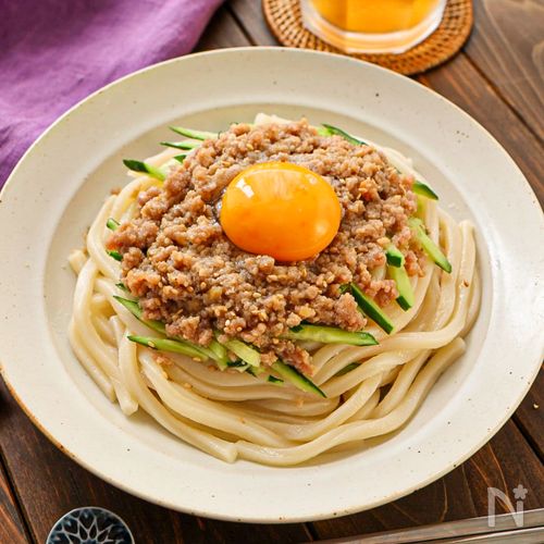 ドレッシングとめんつゆで！サラダチキンの冷やしうどん