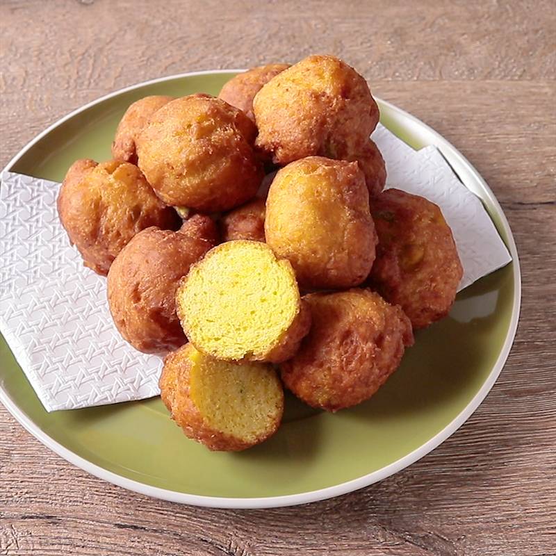 ホットケーキミックスで簡単！かぼちゃの一口ドーナツ