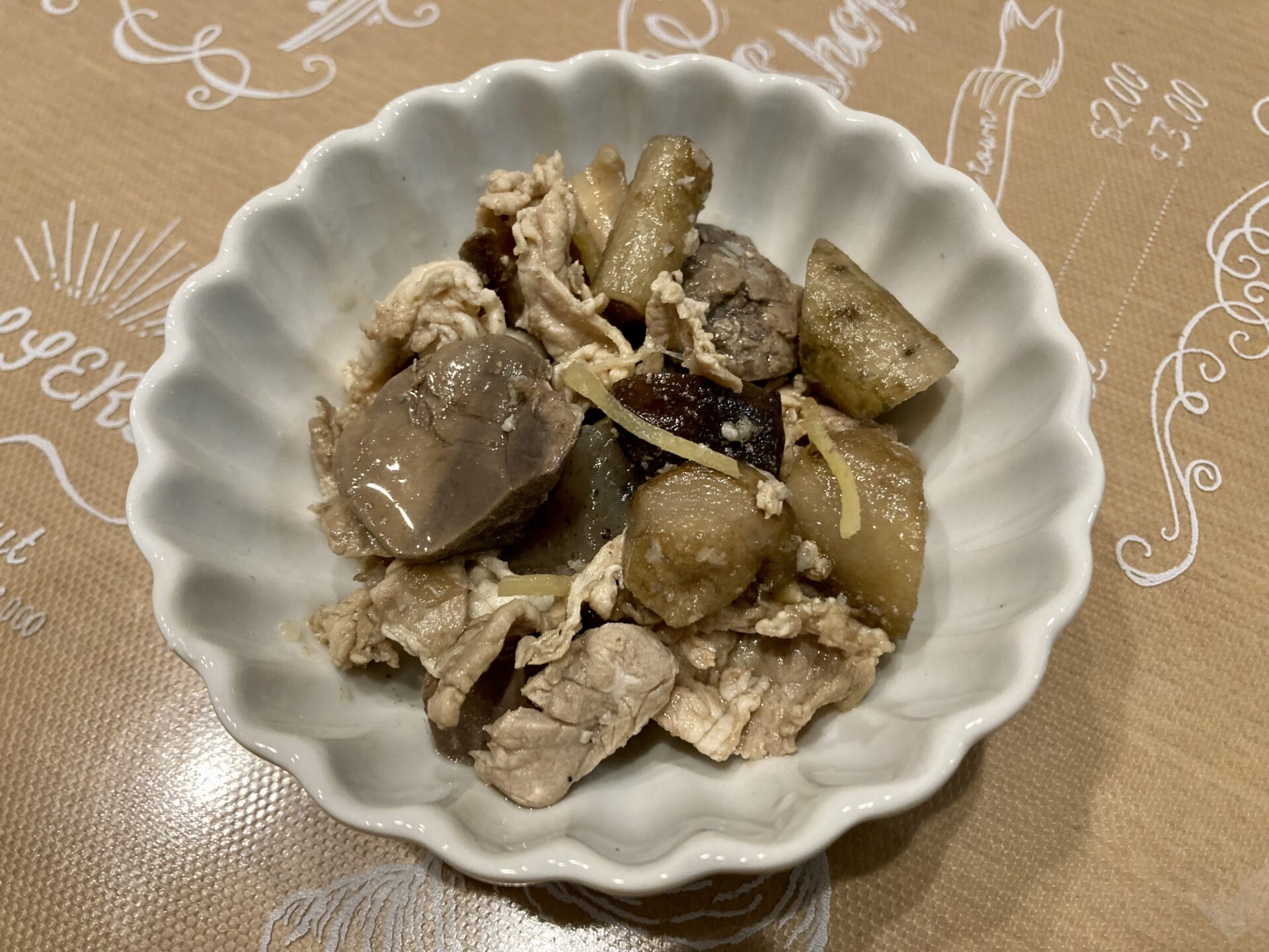 食材によく合う甘辛味！ ピーマンとレバーの炒め煮