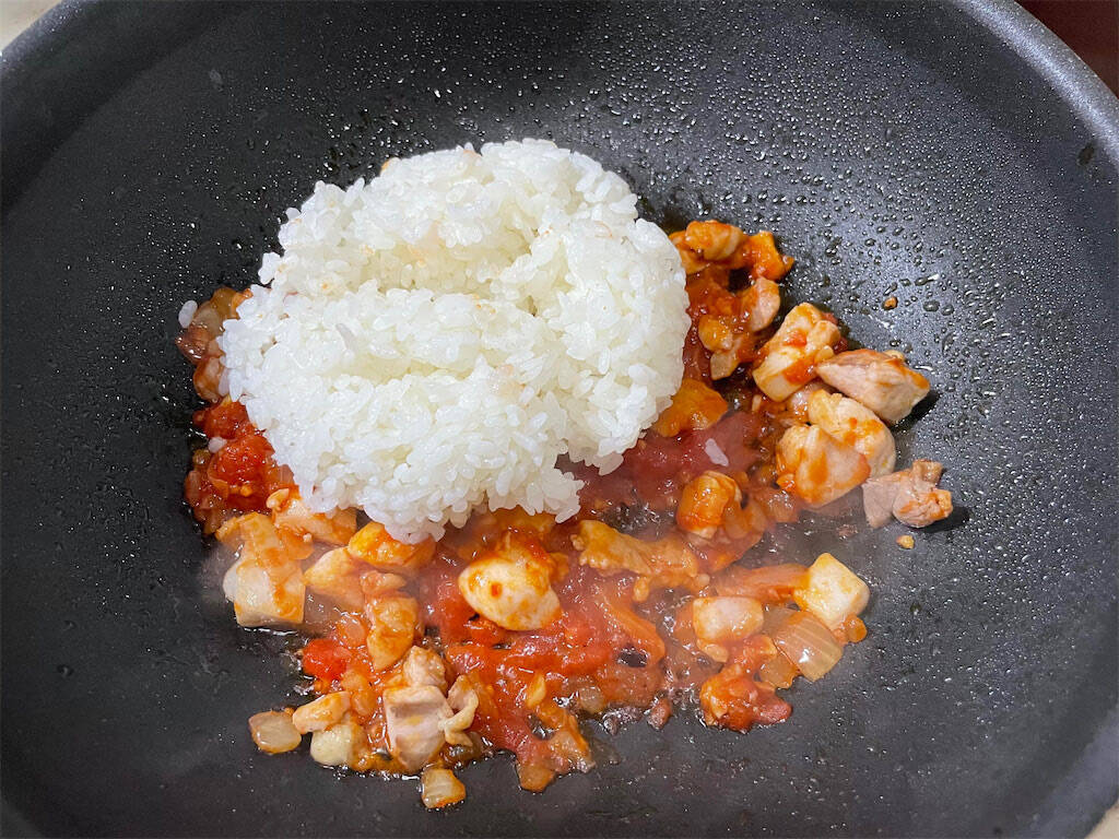 料理研究家が辿り着いた、誰も見た事の無い最高の一皿 至高のオムライス 『supreme creamy rice omelet』