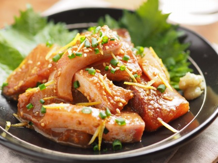 秘密のタレで絶品♪ 「ぶり漬け丼」の作り方