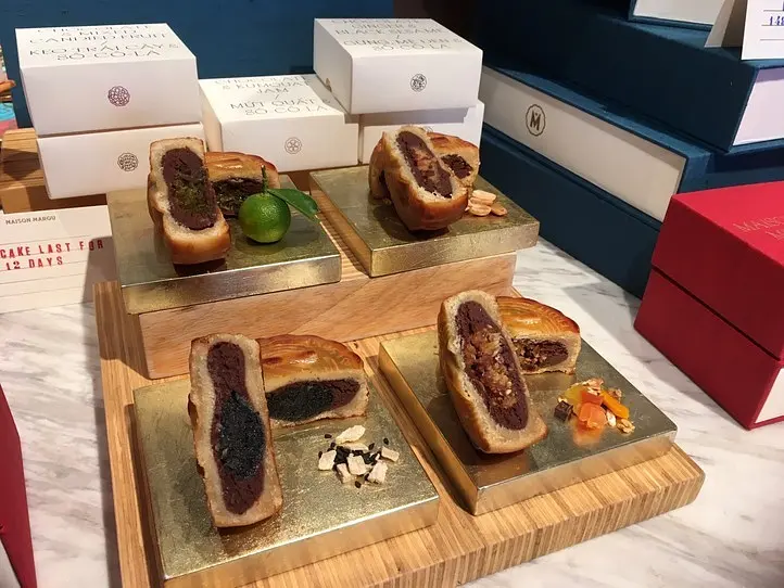 月餅 Bánh Trung Thuof 大阪ベトナム友好協会