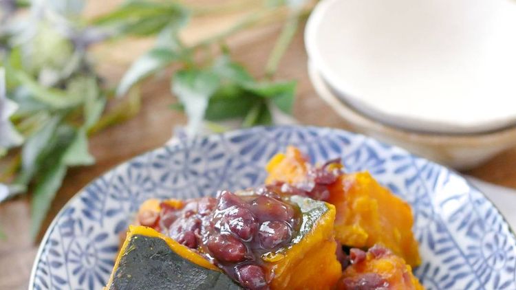 調味料はひとつだけ！茹で小豆缶でレンチンいとこ煮