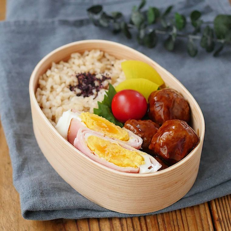 繰り返し使えるミニトマトのヘタ高校生男子のお弁当 毎日簡単！ラク弁日記