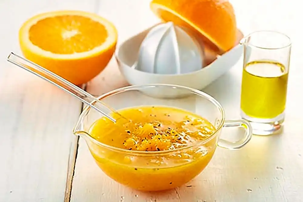 リンゴ酢とオリーブオイルのドレッシング